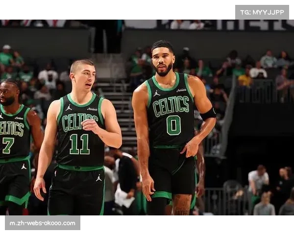 凯尔特人采用五外体系变体 深厚轮换维持高压防守