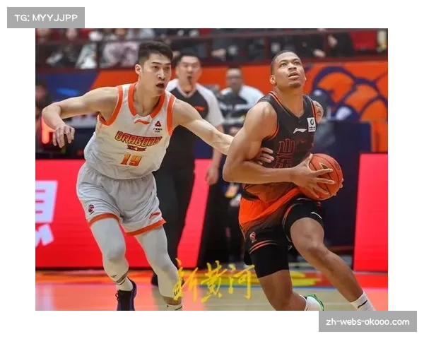 山东新外援约翰逊首秀贡献8分 防守端积极表现获教练认可